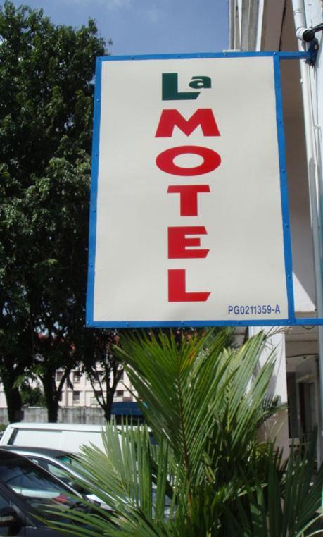 La Motel スンガイ・プタニ エクステリア 写真